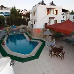 Апарт-отель Lemon Tree 3*