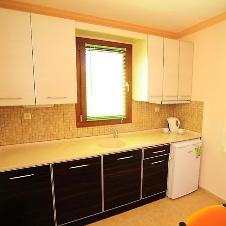 Lemon Tree Aparthotel
