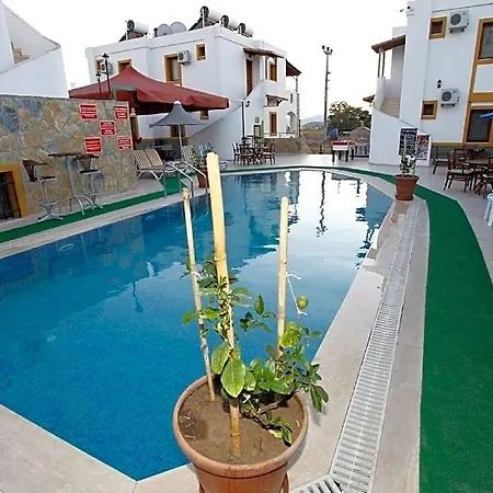 Lemon Tree 3* بيتيس