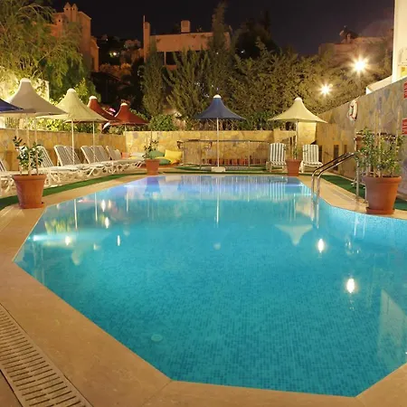 מלון דירות Lemon Tree