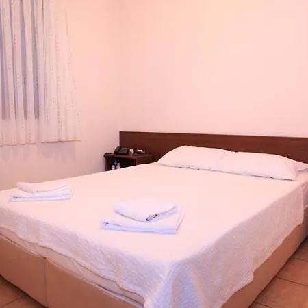 Apart Otel Lemon Tree 2*